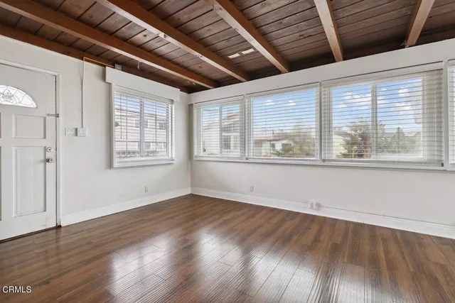 $1,099,000 | 2301 Roosevelt Boulevard, Oxnard, CA 93035