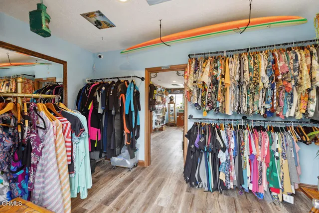 $1,099,000 | 2301 Roosevelt Boulevard, Oxnard, CA 93035