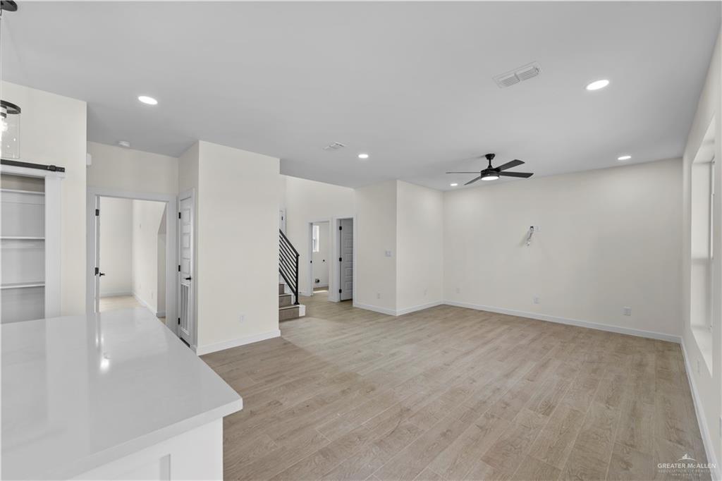 5507 North Crown Point Pharr, TX 78577 - Photo 5 of 12 Gallery Image 5