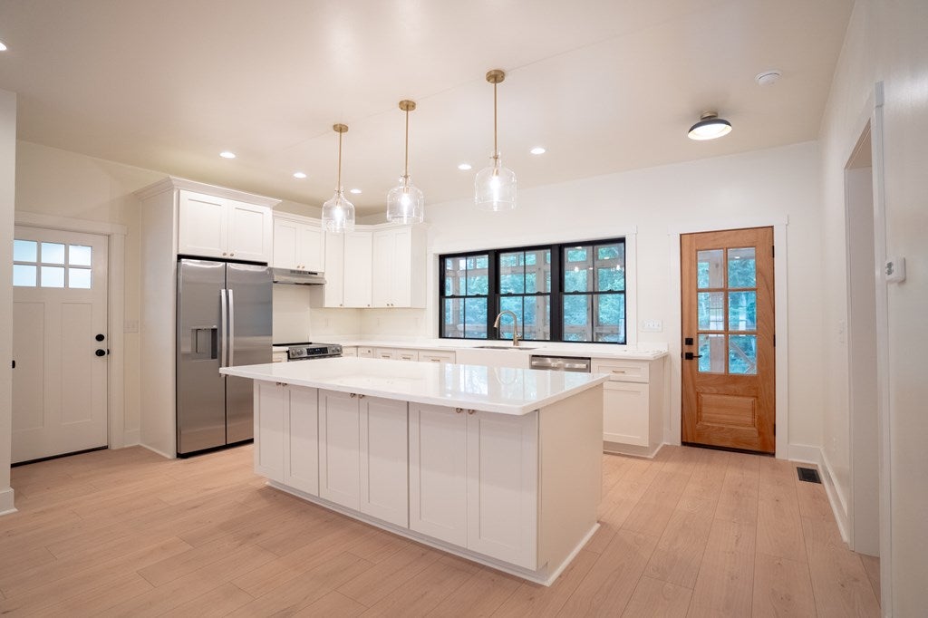 858 Milroy Grose Road Lansing, WV 25862 - Photo 9 of 30 Gallery Image 9