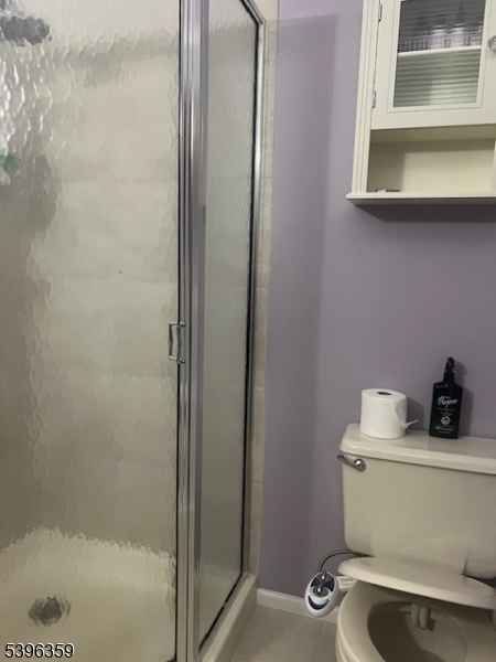 199 Hyde Park Road Somerset, NJ 08873 - Photo 12 of 17 a bathroom with a sink and a mirror