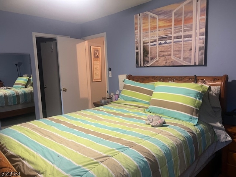 199 Hyde Park Road Somerset, NJ 08873 - Photo 10 of 17 a bedroom with a bed and a window