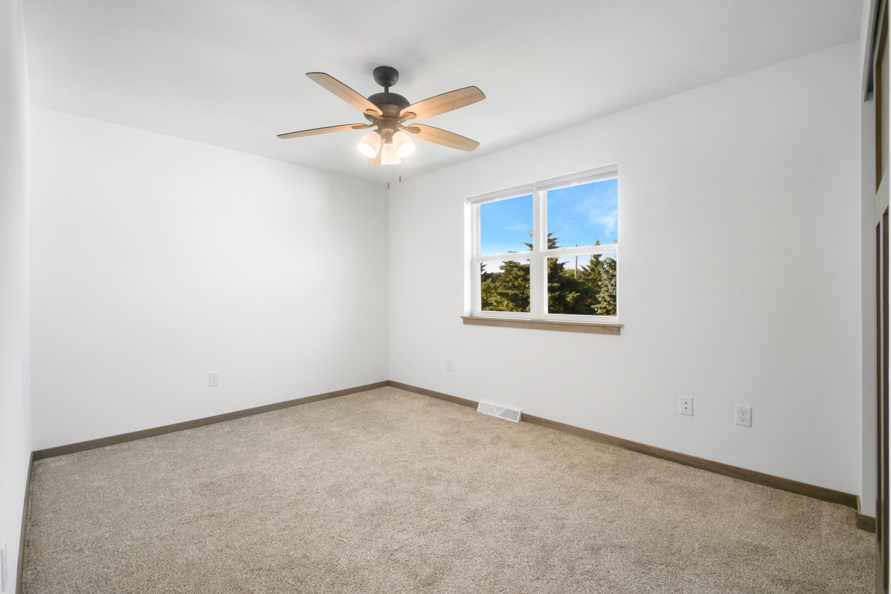 1848 Edgewood Road Kewaskum, WI 53040 - Photo 11 of 15 71426-5089