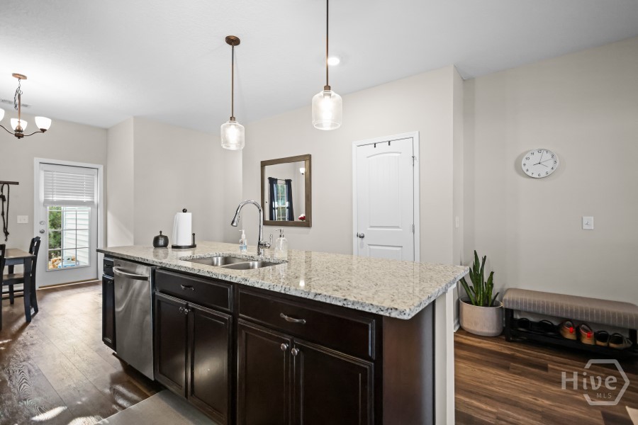 254 Brightleaf Circle Hinesville, GA 31313 - Photo 11 of 37