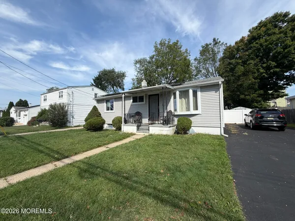 $3,200 | 71 Helen Avenue, Freehold, NJ 07728