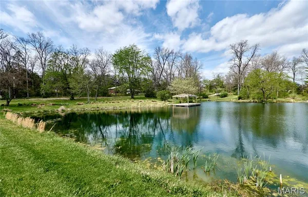 $739,900 | 29086 State Hwy AA, Wright City, MO 63390