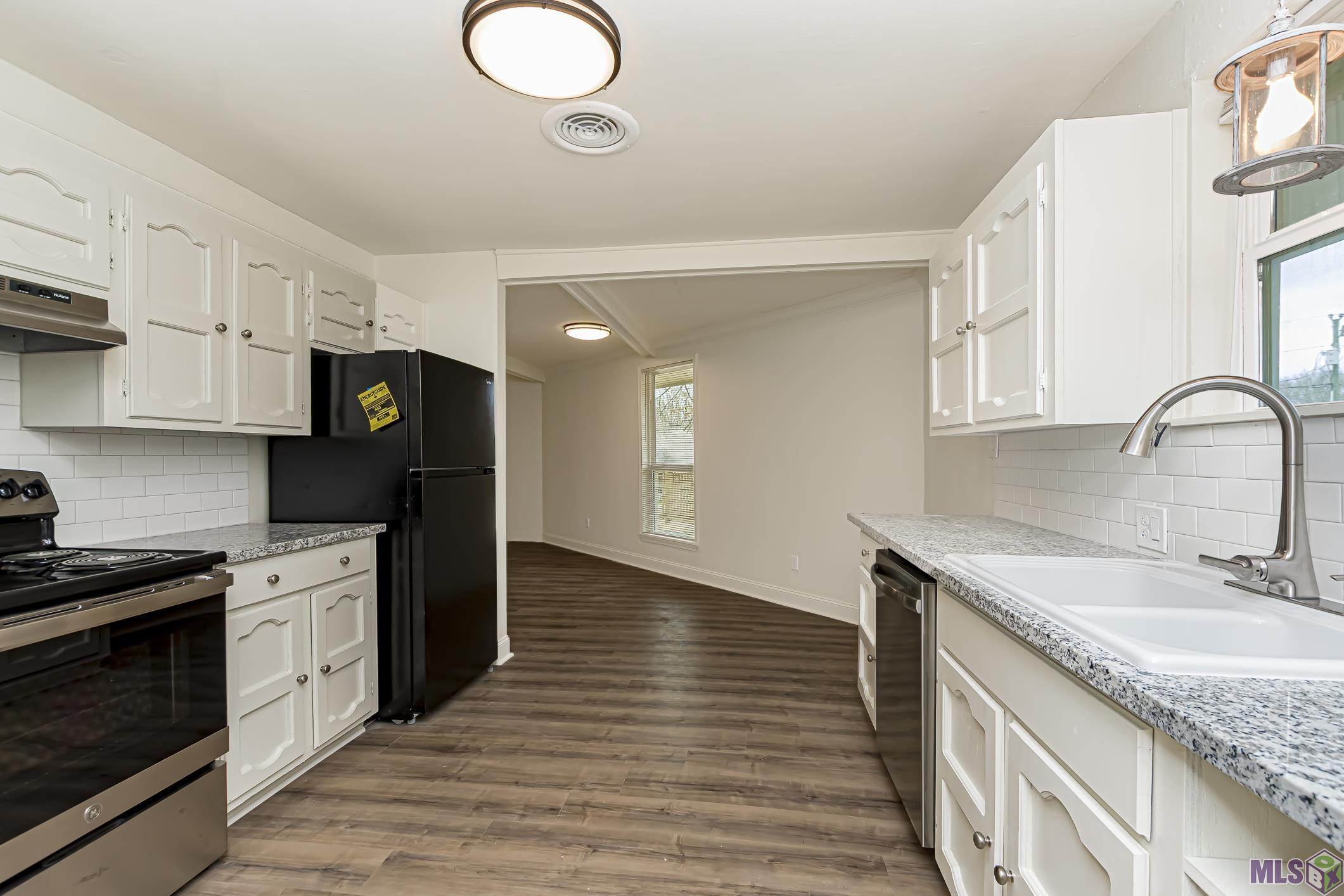 8370 Phillips Road St. Amant, LA 70774 - Photo 14 of 27 Gallery Image 14