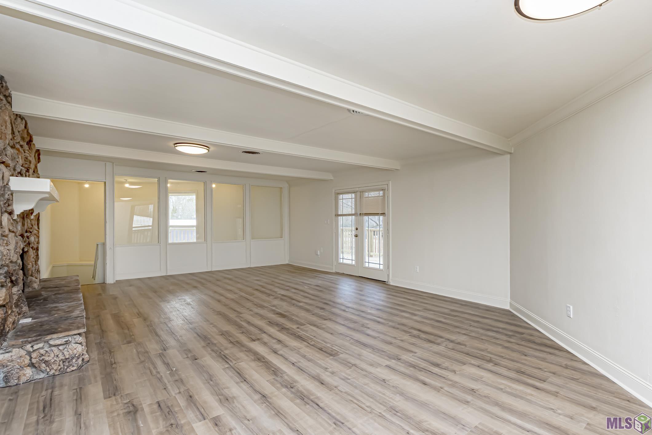 8370 Phillips Road St. Amant, LA 70774 - Photo 7 of 27 Gallery Image 7