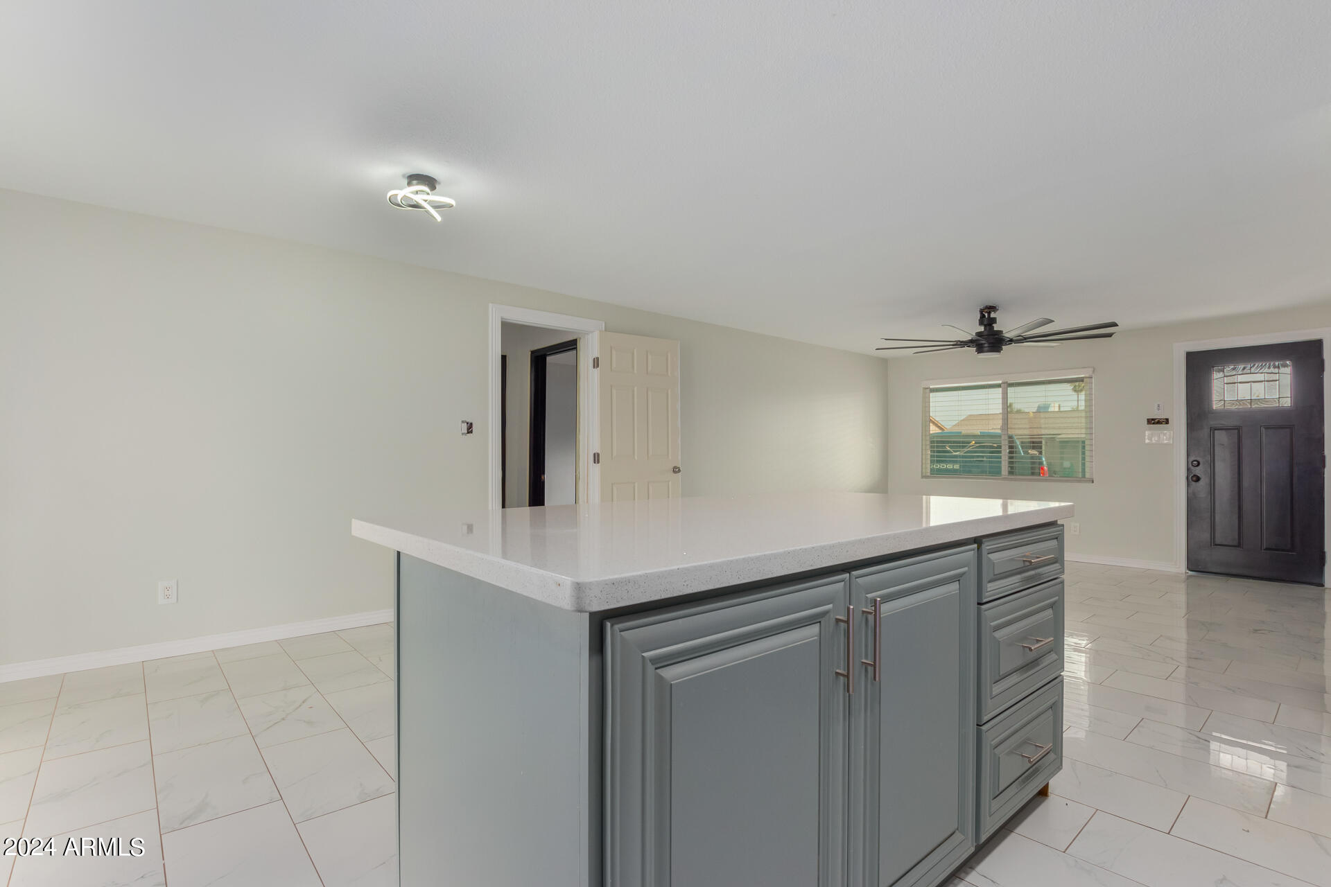 6946 West Coronado Road Phoenix, AZ 85035 - Photo 10 of 26 12 - Coronado