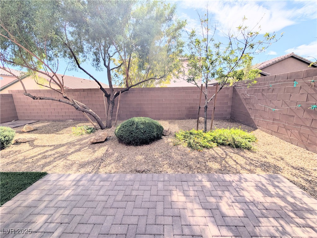 7011 Amapa Road Las Vegas, NV 89178 - Photo 32 of 32 View of fenced backyard