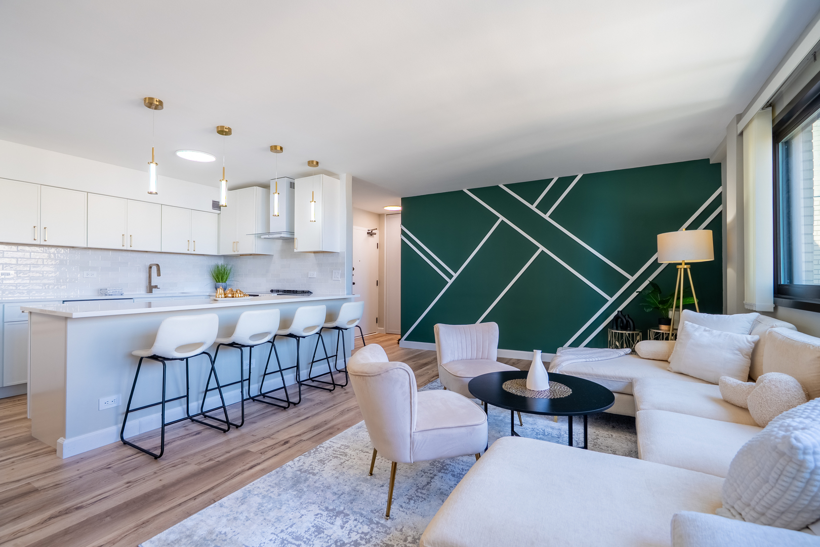 6300 North Sheridan Road, Unit 802 Chicago, IL 60660 - Photo 18 of 26 Gallery Image 18