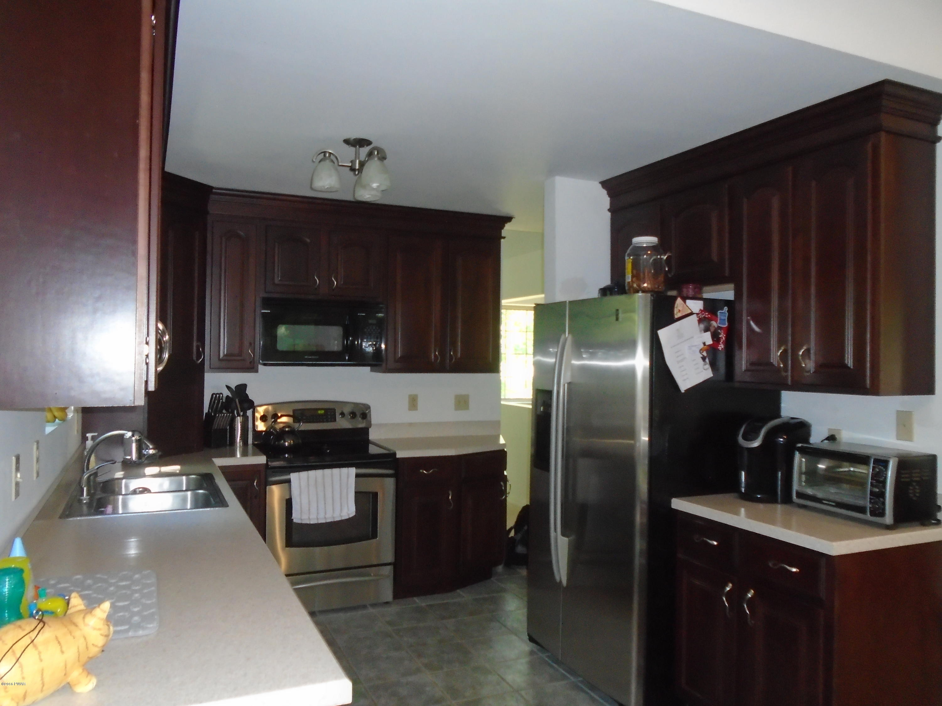 189 Pedersen Ridge Road Milford, PA 18337 - Photo 3 of 58