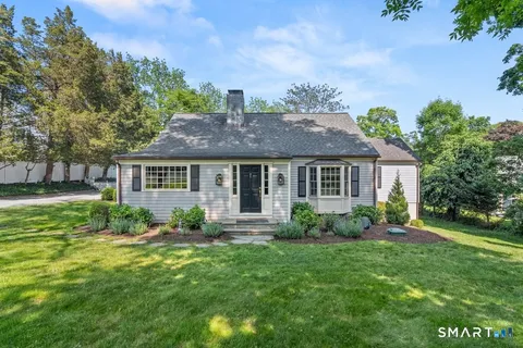 $1,695,000 | 28 East Lane, Darien, CT 06820