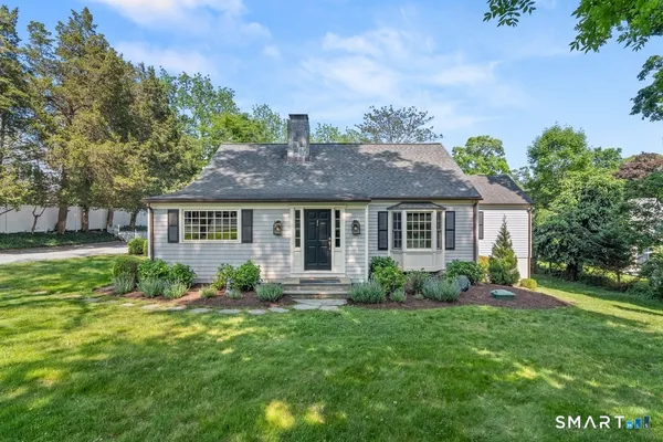 $1,695,000 | 28 East Lane, Darien, CT 06820