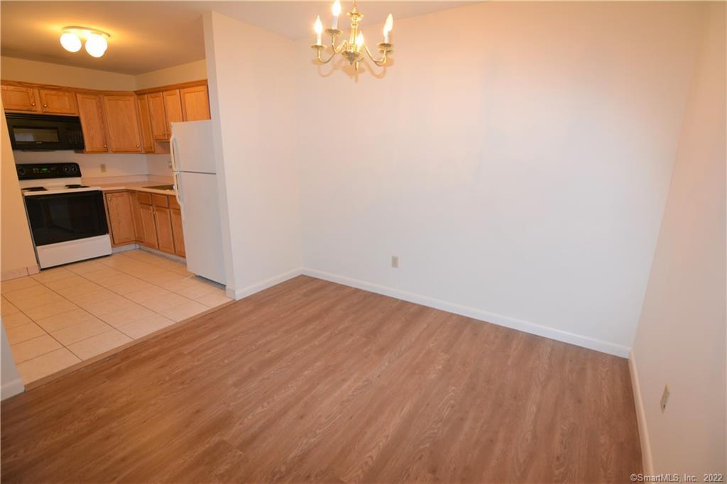 185 Scott Road, Unit 3A Waterbury, CT 06705 - Photo 3 of 12