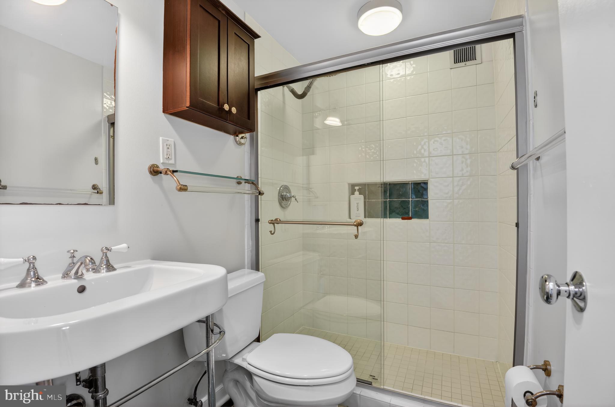 1601 18th Street Northwest, Unit 1001 Washington, DC 20009 - Photo 12 of 15