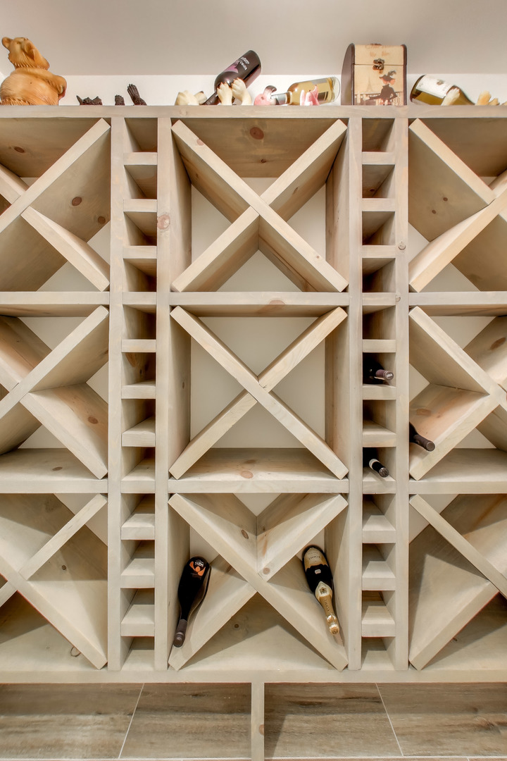 1226 West Henderson Street Chicago, IL 60657 - Photo 28 of 32 a view of an entryway