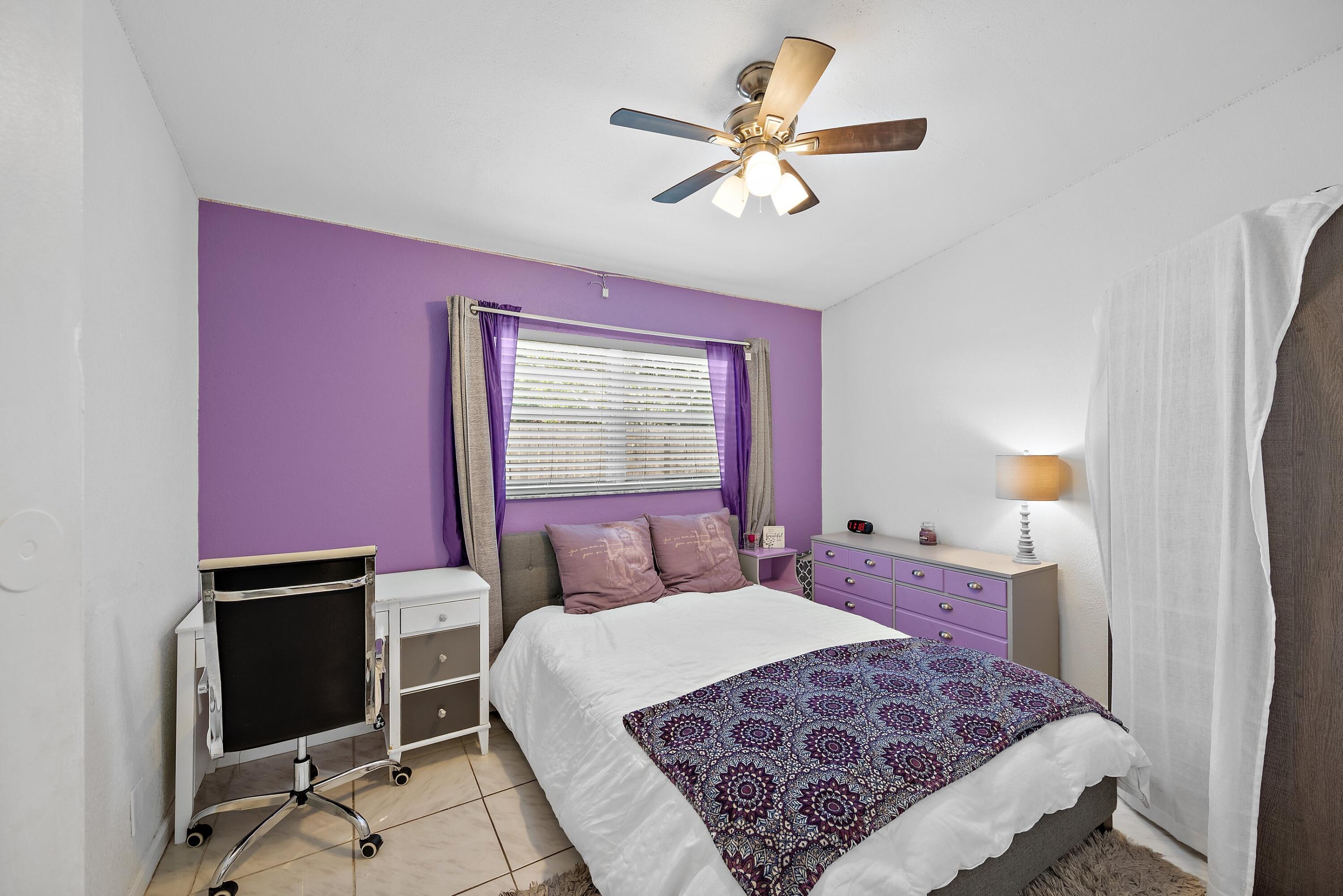 409 Manchester Street Boca Raton, FL 33487 - Photo 10 of 32 Bedroom #4