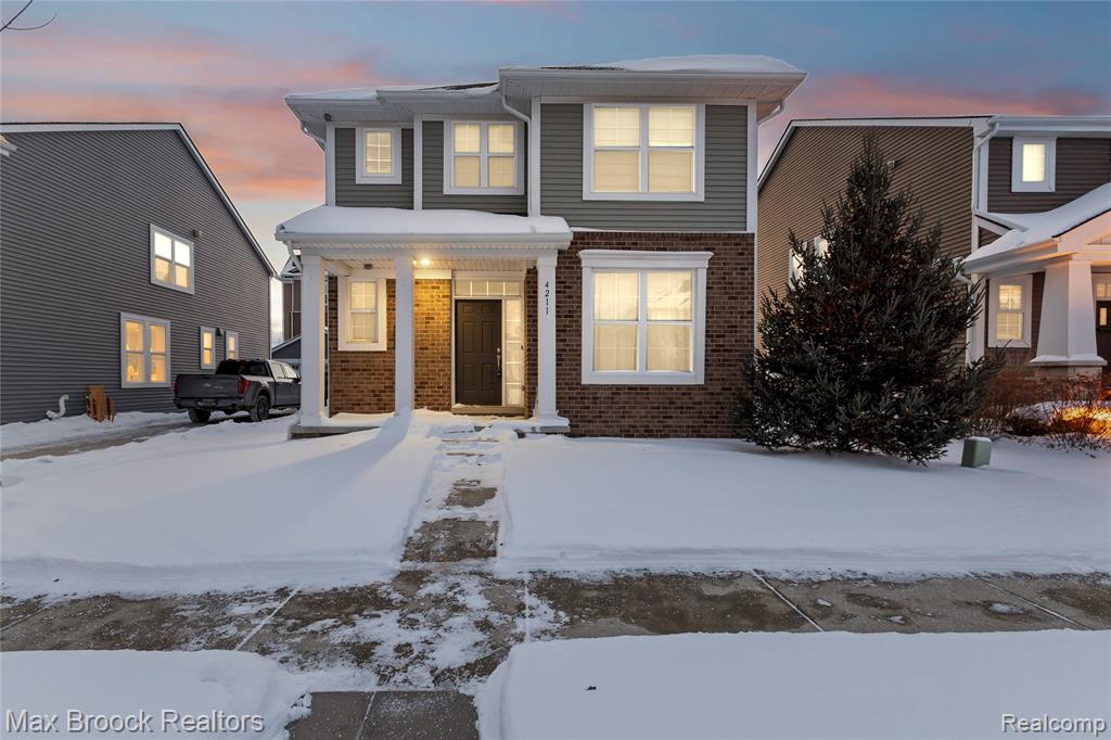 4211 Kent Road Royal Oak, MI 48073 - Photo 3 of 54