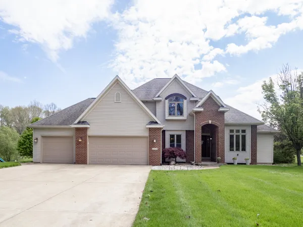 $619,900 | 15915 Indian Valley Street, Schoolcraft, MI 49087