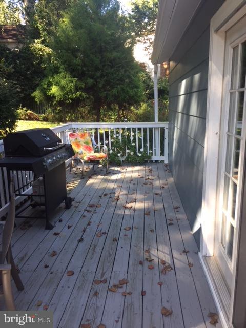 6514 Rivington Road Springfield, VA 22152 - Photo 17 of 30 Exterior (Rear)