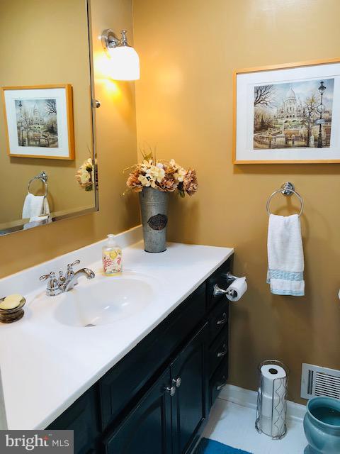 6514 Rivington Road Springfield, VA 22152 - Photo 30 of 30 Bath