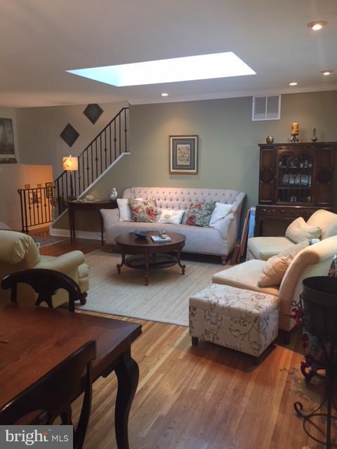 6514 Rivington Road Springfield, VA 22152 - Photo 6 of 30 Interior (General)