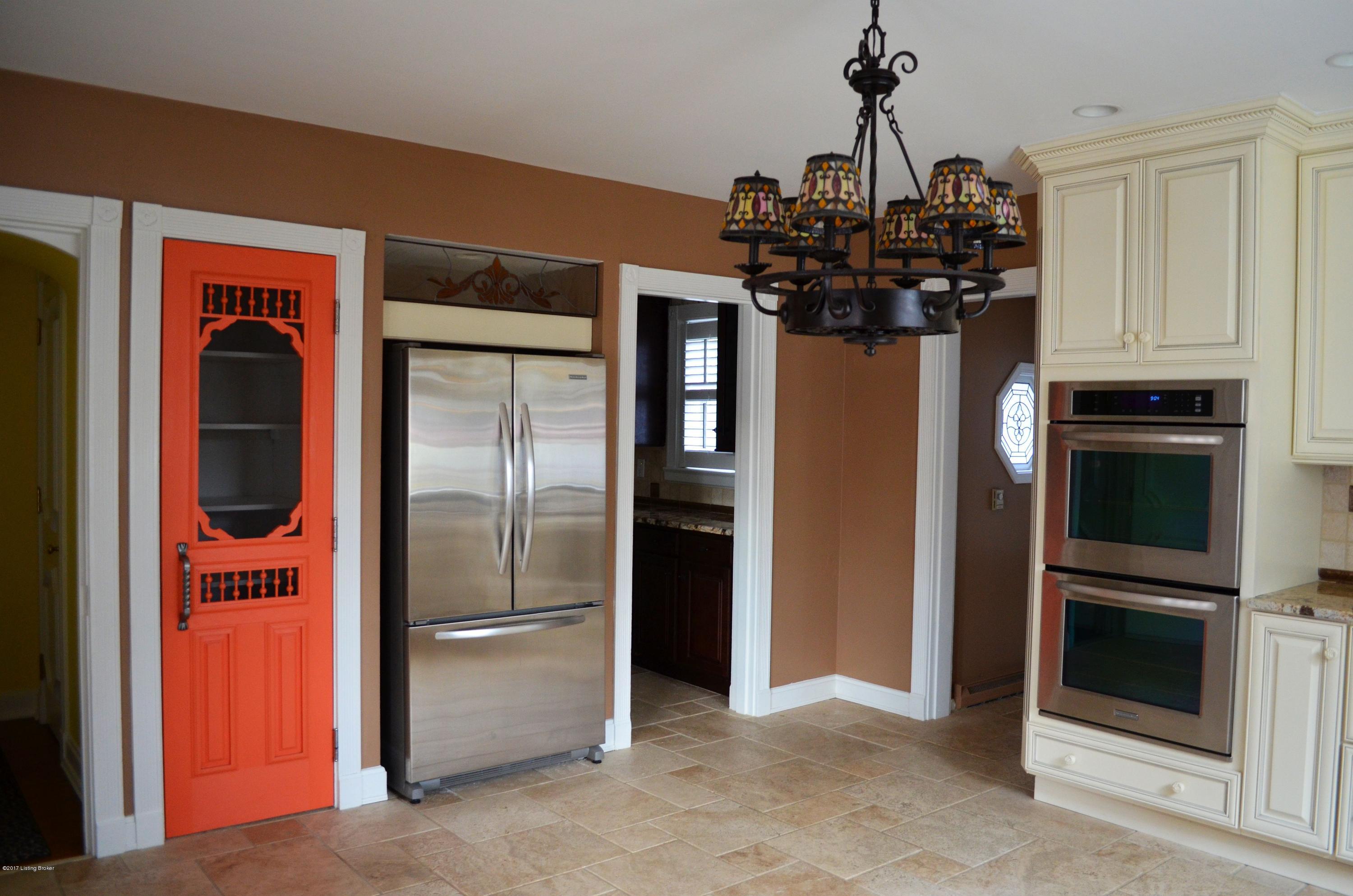 2711 Lexington Road Louisville, KY 40206 - Photo 16 of 39 DSC_1032