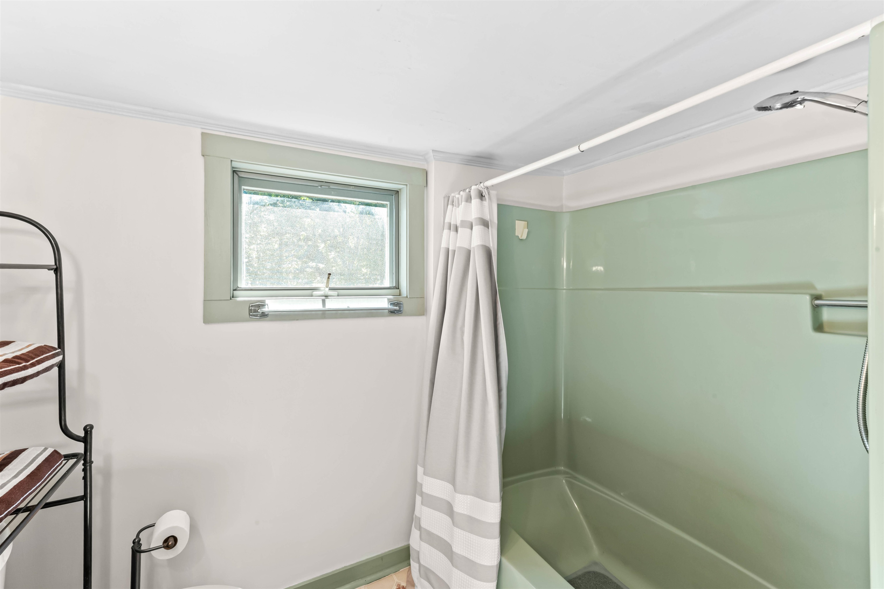 173 Tamworth Road Tamworth, NH 03886 - Photo 36 of 60
