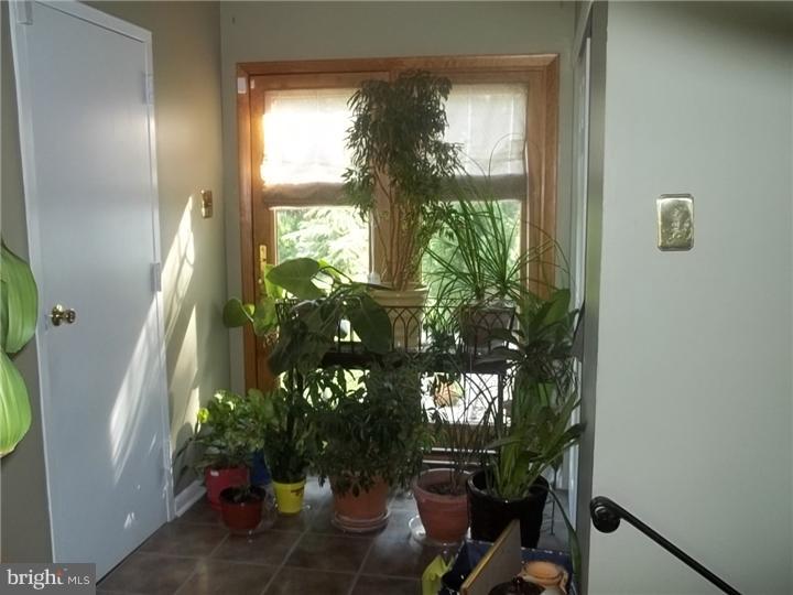 3253 Jackson Road Williamstown, NJ 08094 - Photo 12 of 23 Foyer