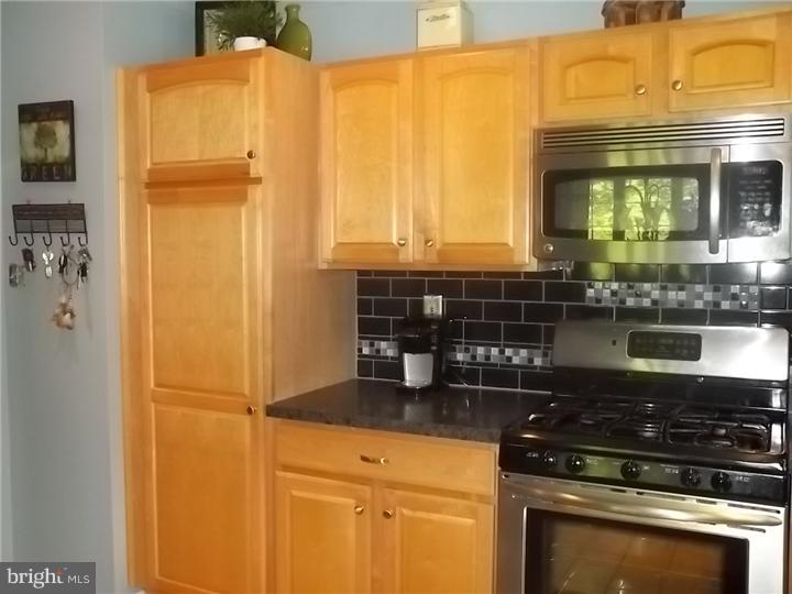 3253 Jackson Road Williamstown, NJ 08094 - Photo 3 of 23 Kitchen