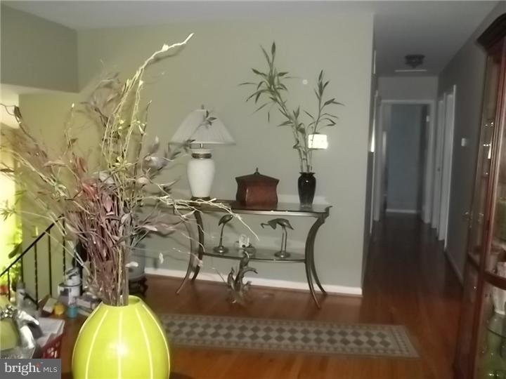 3253 Jackson Road Williamstown, NJ 08094 - Photo 10 of 23 Foyer