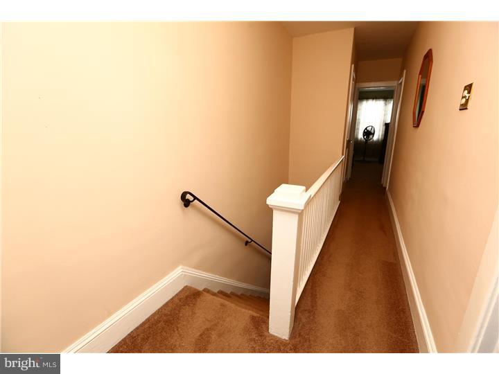 532 Roxborough Avenue Philadelphia, PA 19128 - Photo 13 of 20 Hallway