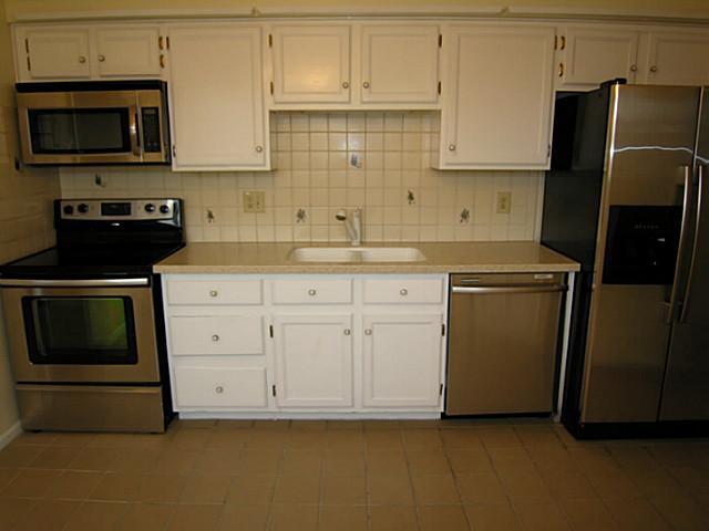 3508 Rue De Fleur Columbus, OH 43221 - Photo 6 of 24