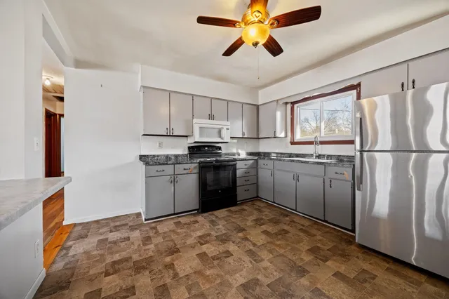 $240,000 | 1517 South Arch Street, Janesville, WI 53546