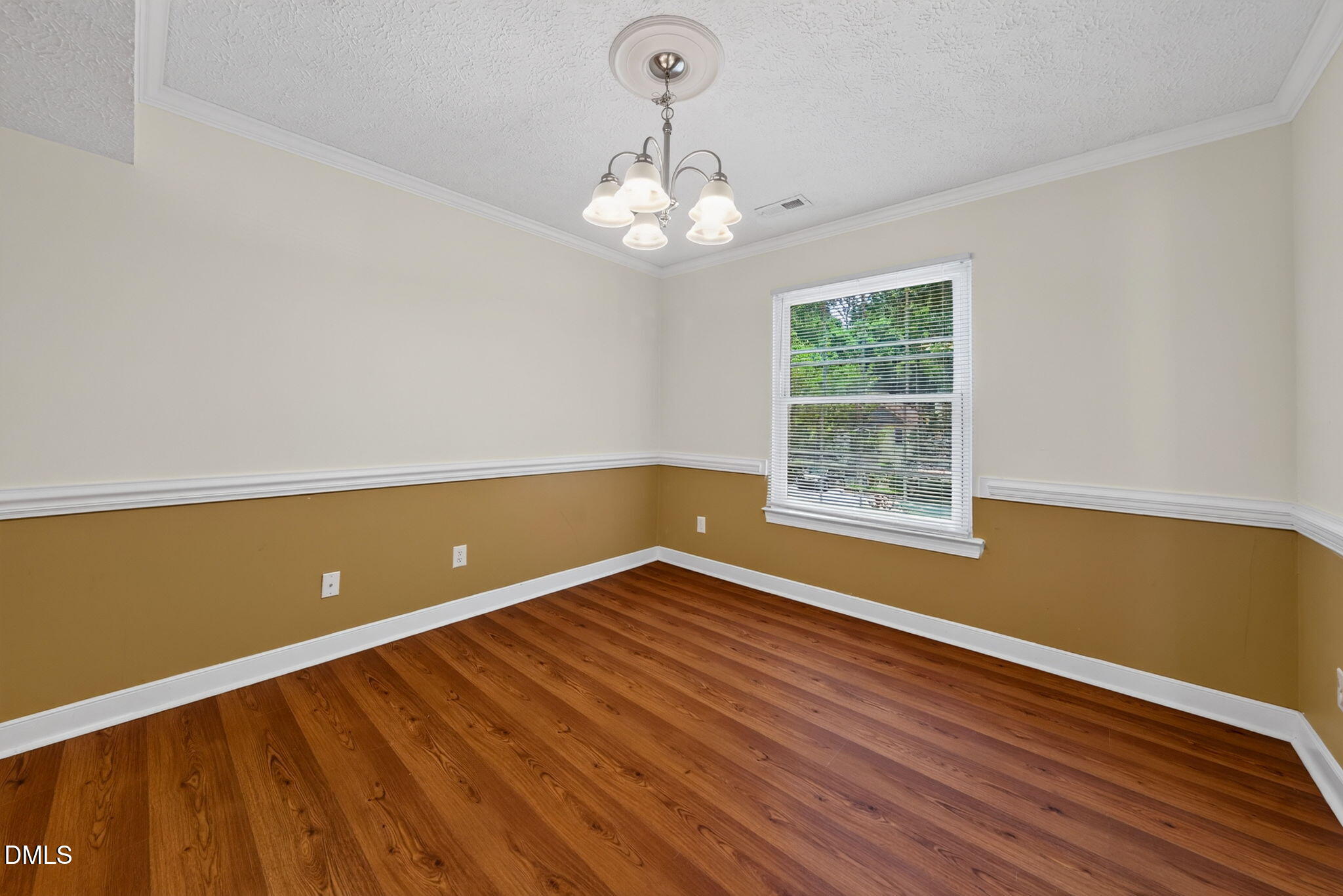 105 Trinity Woods Drive Raleigh, NC 27607 - Photo 5 of 40 10-web-or-mls-105 Trinity Woods Dr - 10