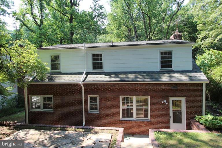 104 Parkside Road Silver Spring, MD 20910 - Photo 10 of 13 front view of a house with a yard