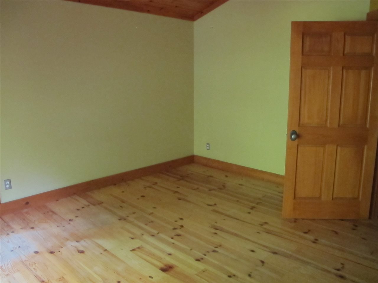 6170 Keffer Road Kingsley, MI 49649 - Photo 13 of 27 1808928-12.JPG