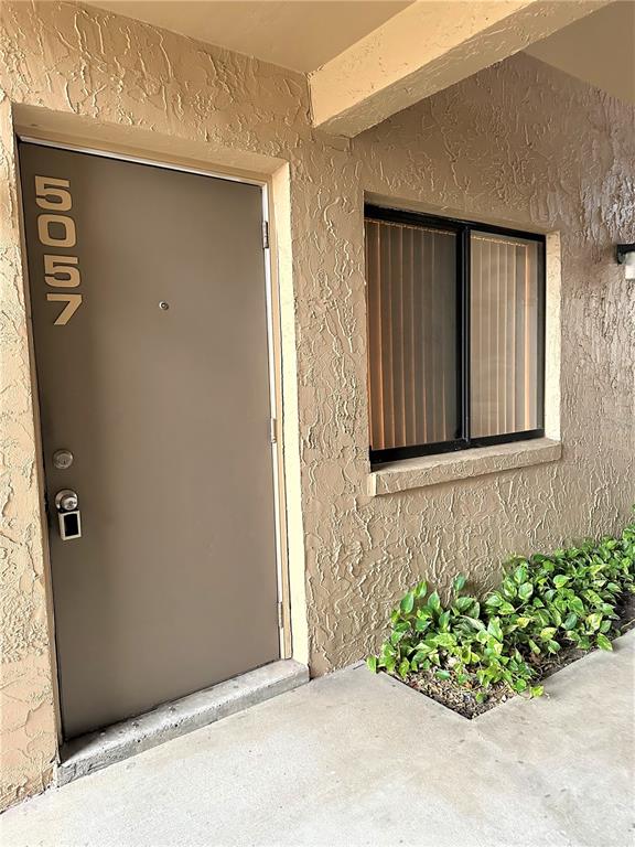 5057 Vineland Road, Unit 5057 Orlando, FL 32811 - Photo 2 of 33