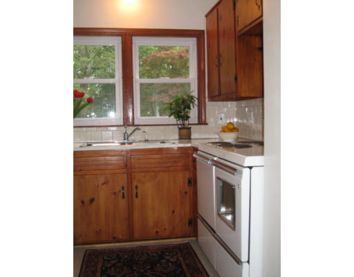 15 Hingham Road Grafton, MA 01536 - Photo 6 of 15 Gallery Image 6