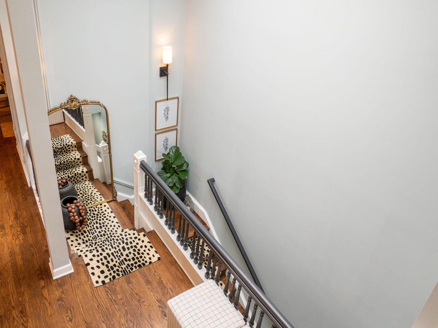 17 East Division Street, Unit 3E Chicago, IL 60611 - Photo 15 of 31