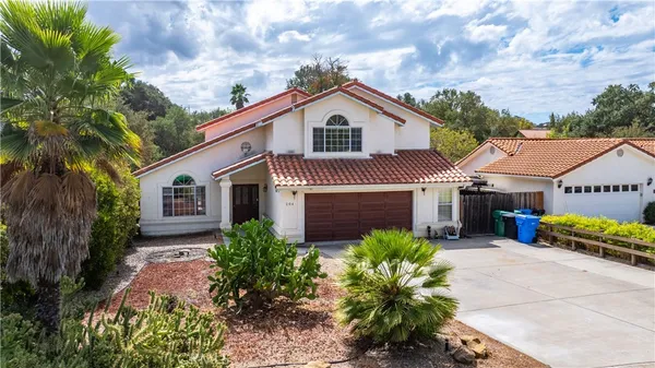 $799,000 | 204 Nighthawk Drive, Paso Robles, CA 93446