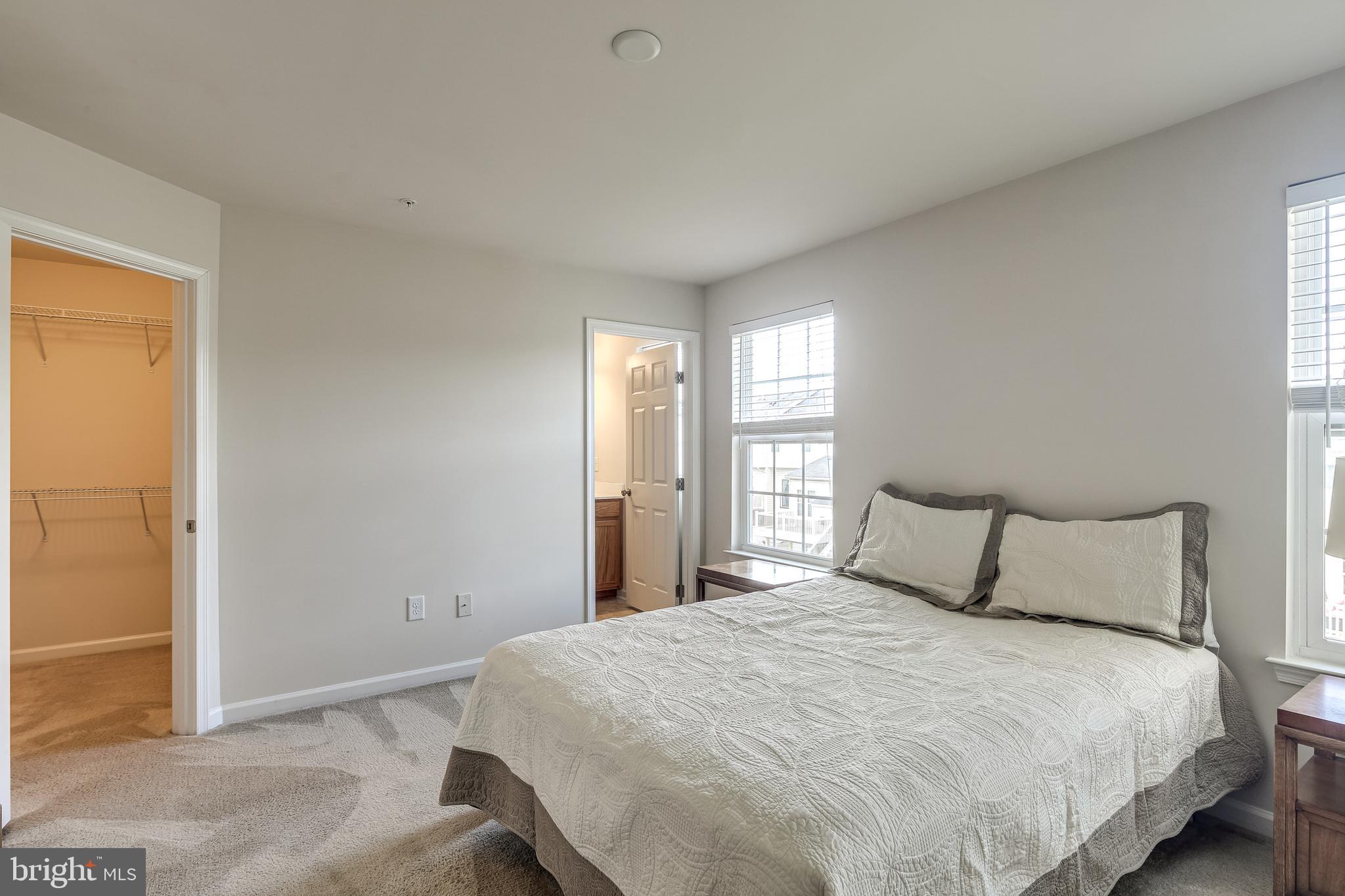 2044 Spring Run Circle Frederick, MD 21702 - Photo 11 of 29 Primary Bedroom