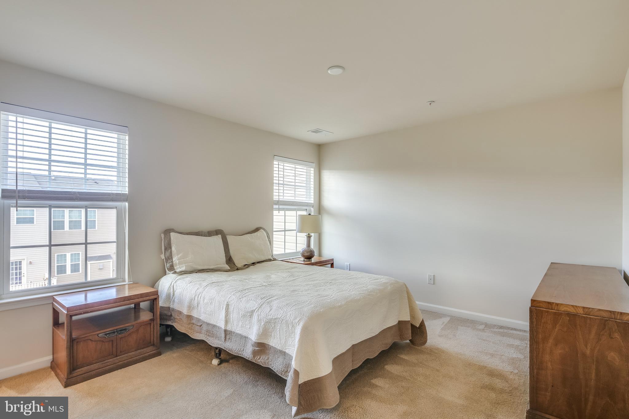 2044 Spring Run Circle Frederick, MD 21702 - Photo 12 of 29 Primary Bedroom