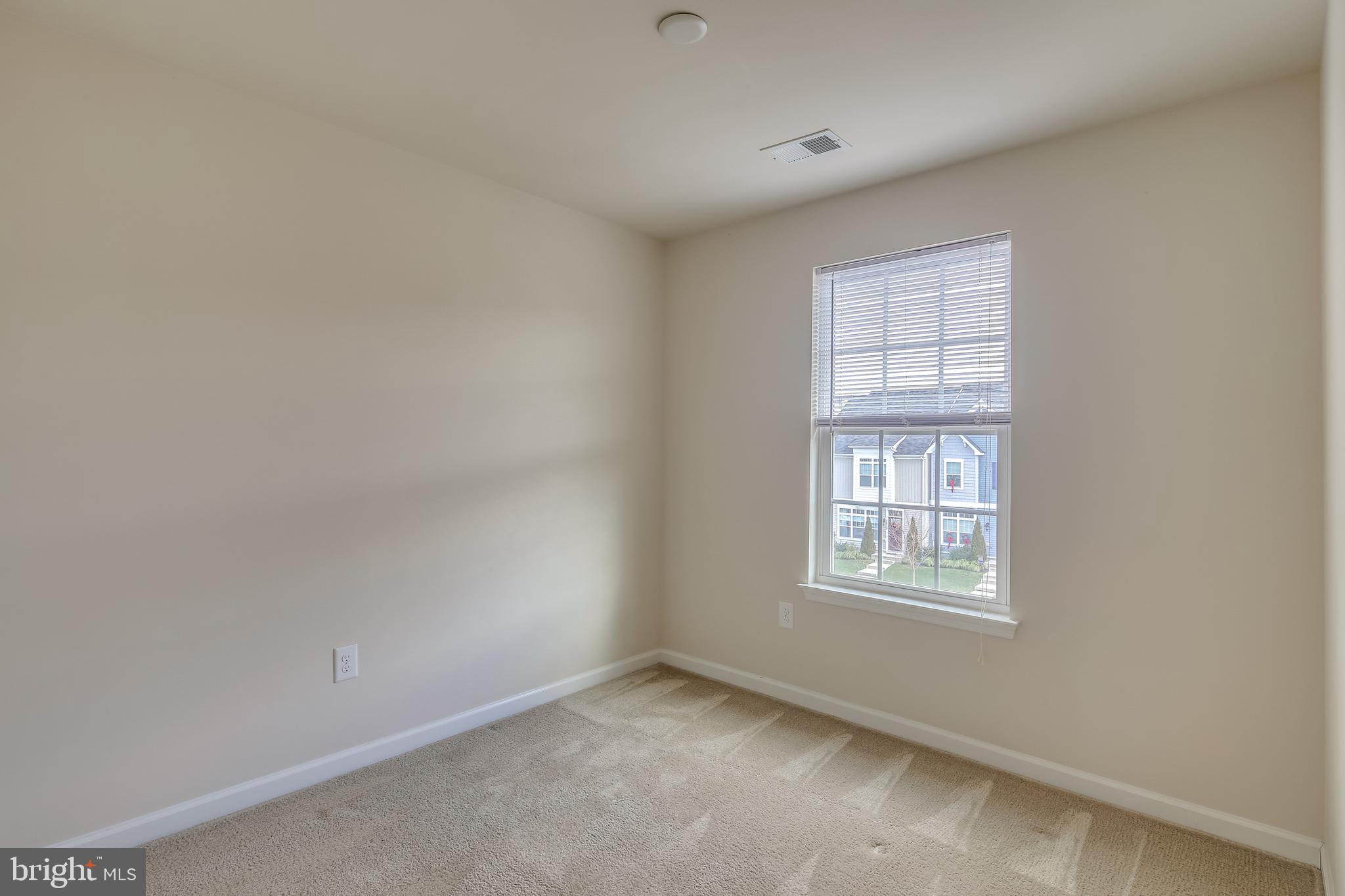 2044 Spring Run Circle Frederick, MD 21702 - Photo 17 of 29 Bedroom 3