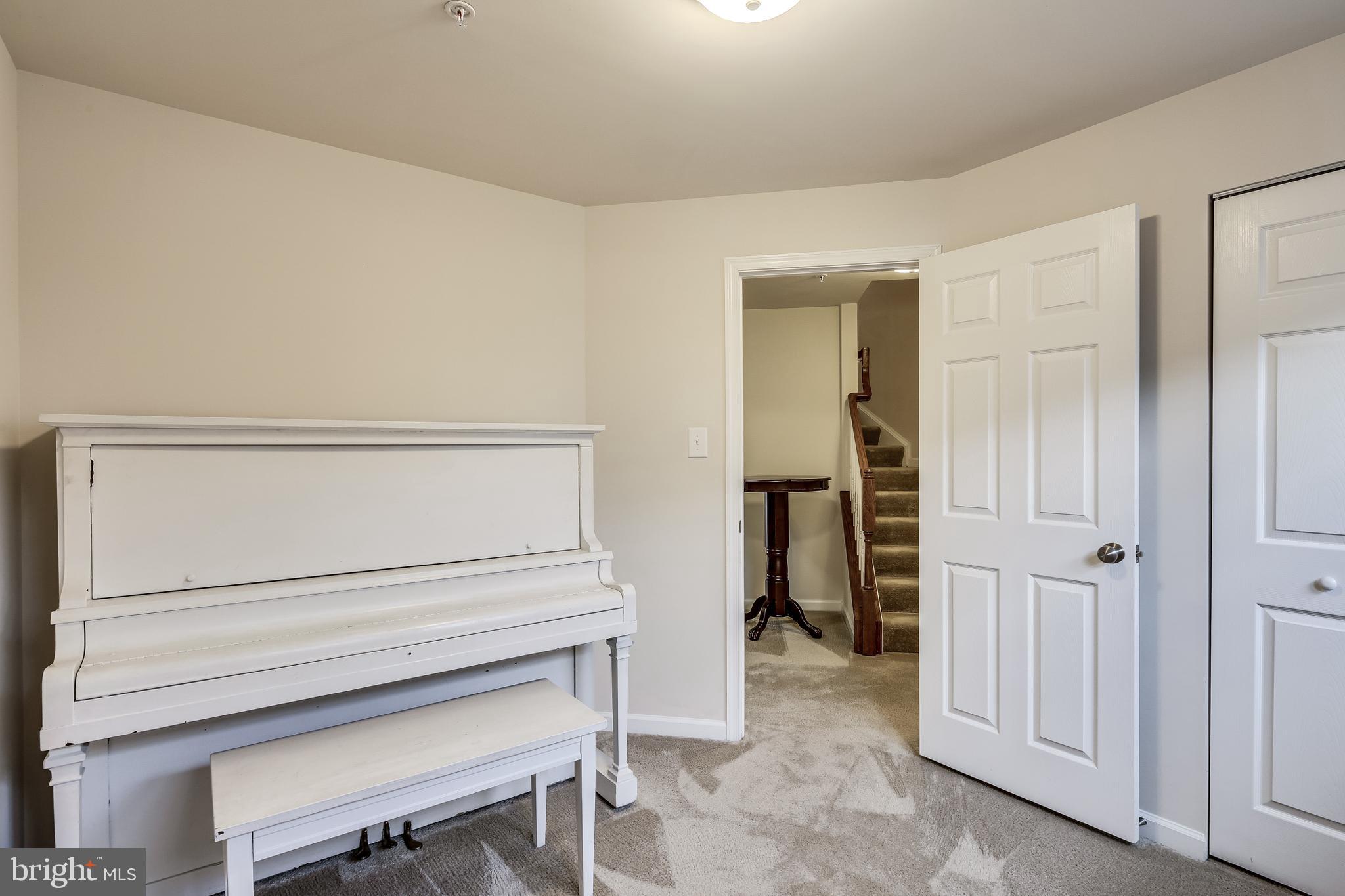 2044 Spring Run Circle Frederick, MD 21702 - Photo 26 of 29 Bedroom 4