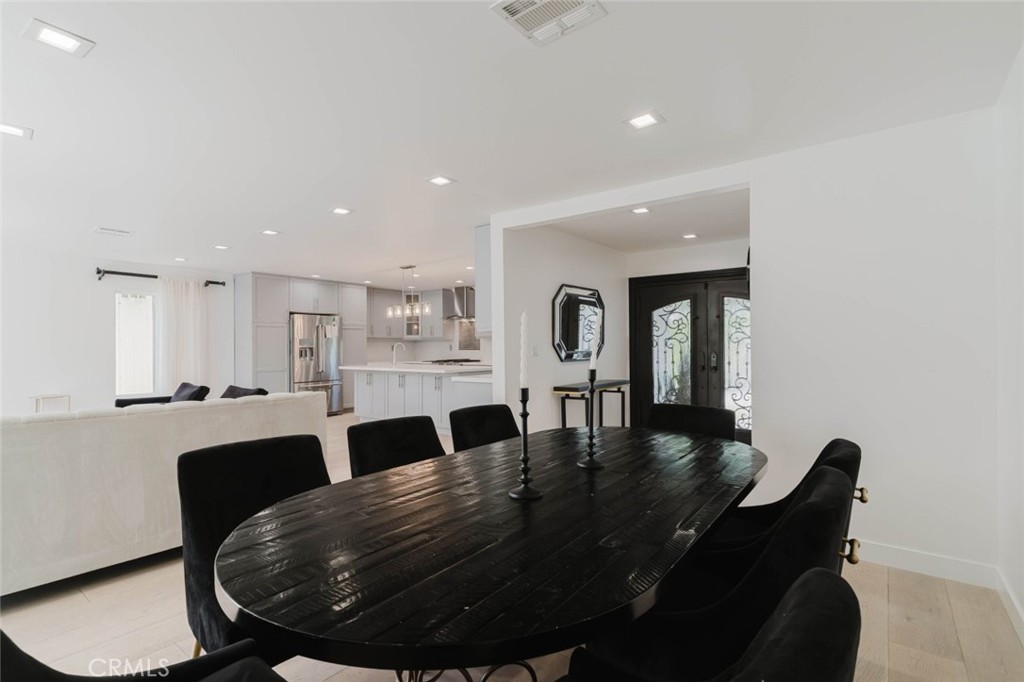 11072 Chimineas Avenue Porter Ranch, CA 91326 - Photo 5 of 46