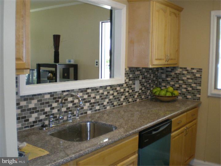 224 Stanford Road Fairless Hills, PA 19030 - Photo 2 of 25 Gallery Image 2