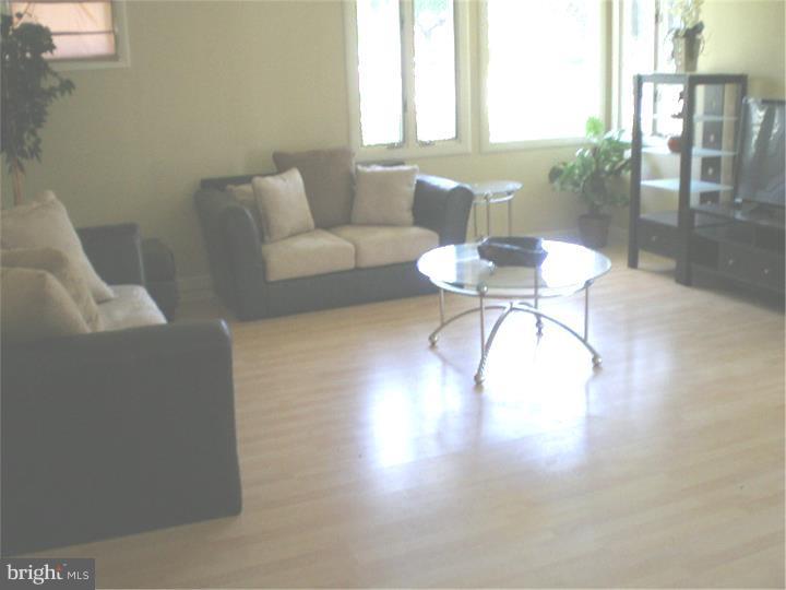224 Stanford Road Fairless Hills, PA 19030 - Photo 12 of 25 Gallery Image 12