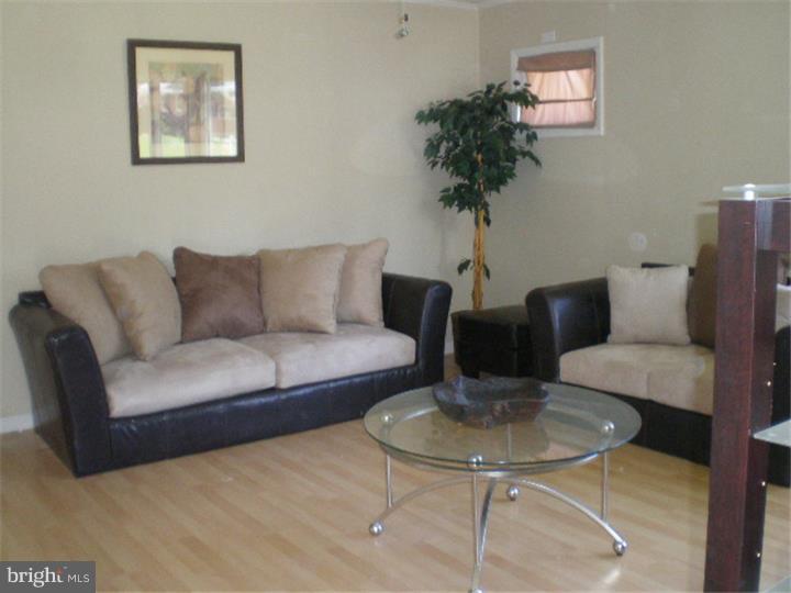 224 Stanford Road Fairless Hills, PA 19030 - Photo 10 of 25 Gallery Image 10